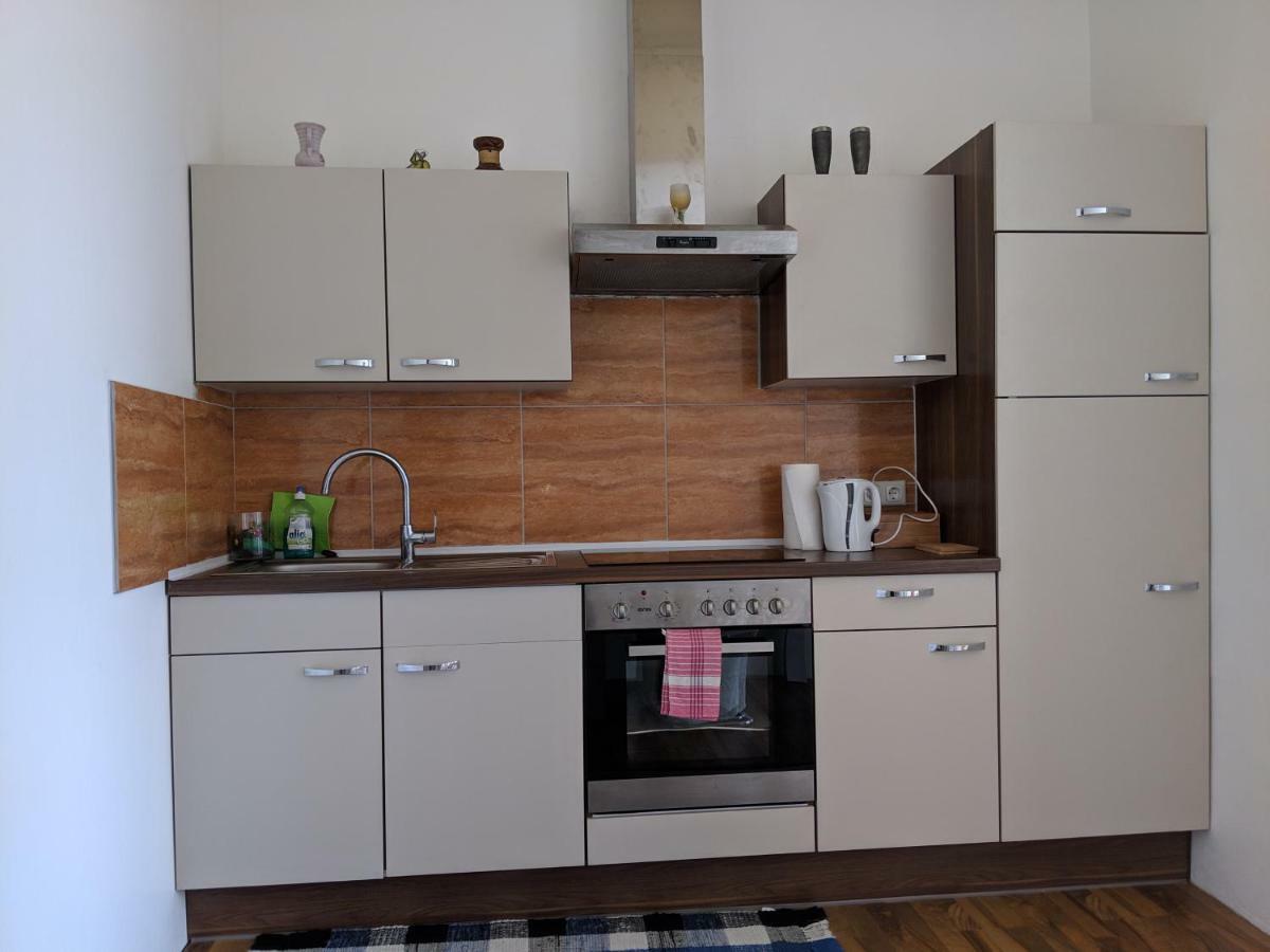 Abdalla Apartments Книттельфельд Экстерьер фото